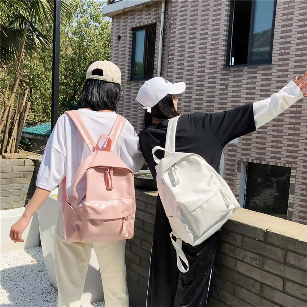 Daypack PU Leather Backpack Large Capacity Waterproof Student School Bag Solid Color Portable Unisex Couple Backpack
Daypack PU Leather Backpack Large Capacity Waterproof Student School Bag Solid Color Portable Unisex Couple Backpack