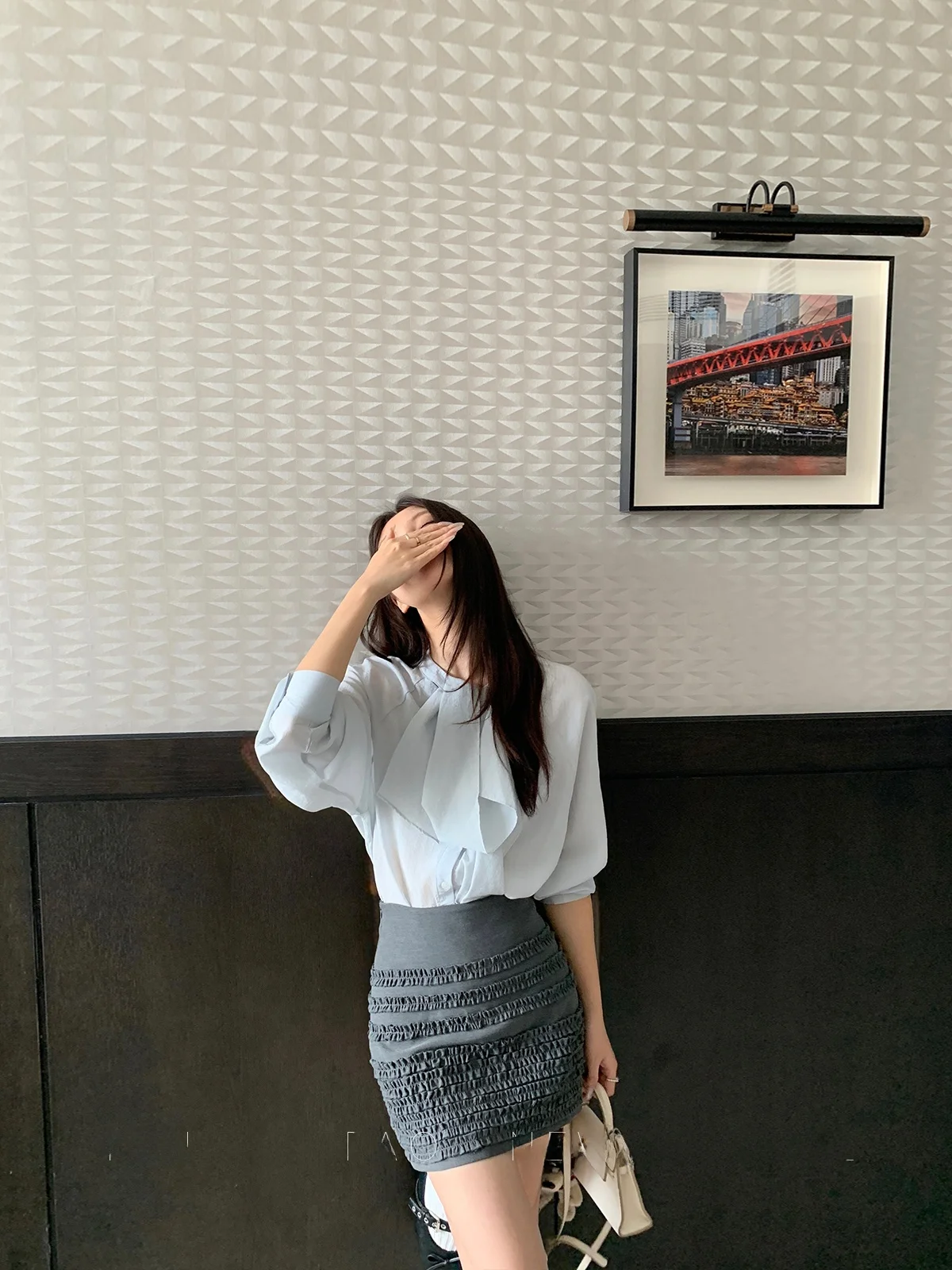 Синяя женская приталенная рубашка в французском стиле, свободного кроя, с длинным рукавом, для девочек, весна-осень, новинка
Синяя женская приталенная рубашка в французском стиле, свободного кроя, с длинным рукавом, для девочек, весна-осень, новинка