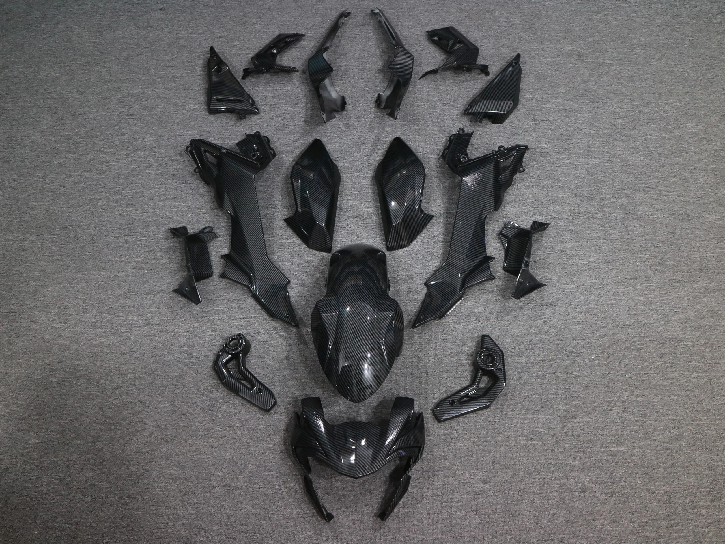 Мотоциклетные АБС-пластики из углеродного волокна, цветные комплекты для всего тела, обтекатели для Kawasaki Z650 2017 2018 2019
Мотоциклетные АБС-пластики из углеродного волокна, цветные комплекты для всего тела, обтекатели для Kawasaki Z650 2017 2018 2019