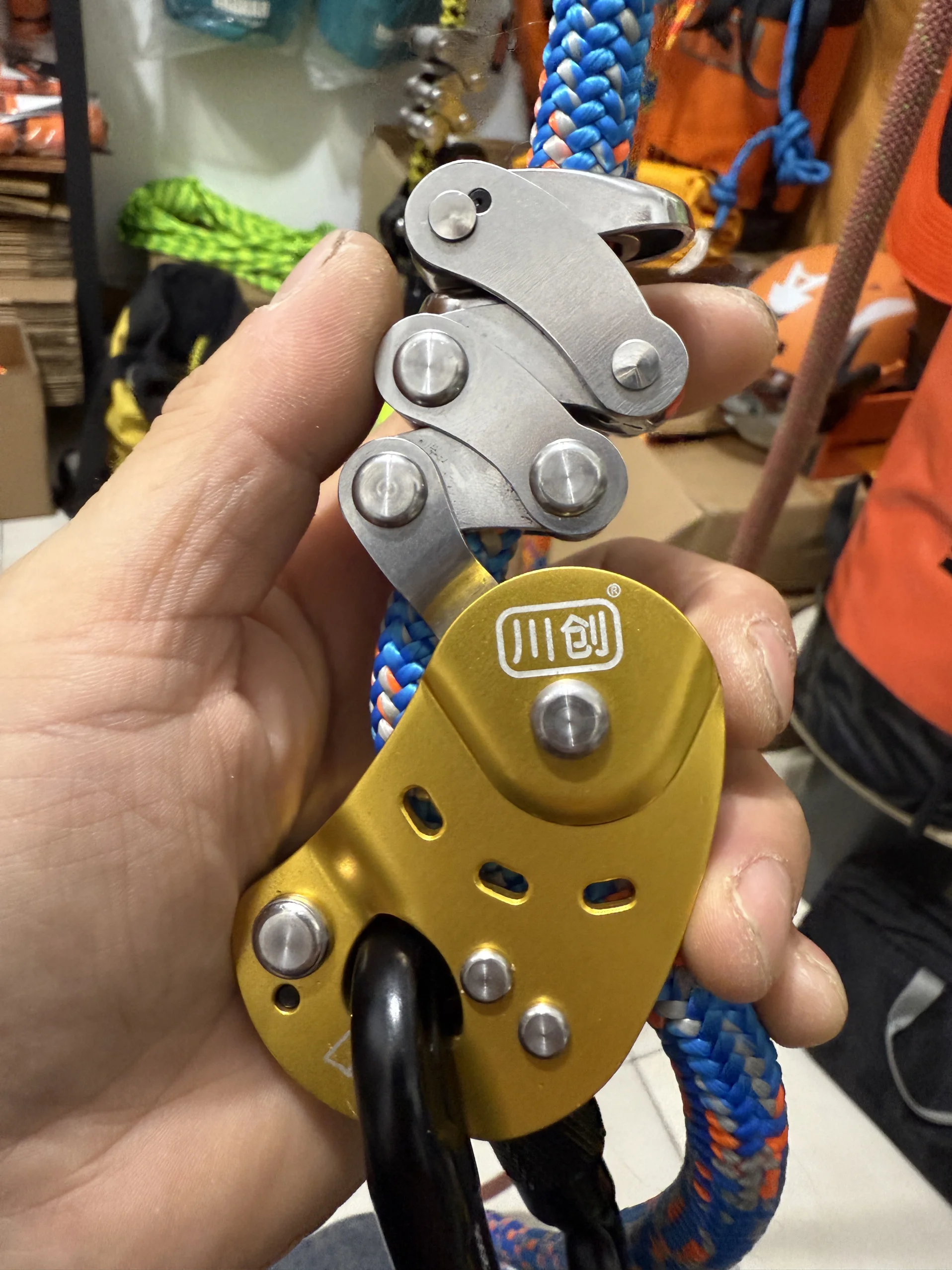 Mango String Climbing Rope Same Style Alternative Knot Rope Air Conditioner Installation High Altitude Work Companion 10.8m
Mango String Climbing Rope Same Style Alternative Knot Rope Air Conditioner Installation High Altitude Work Companion 10.8m