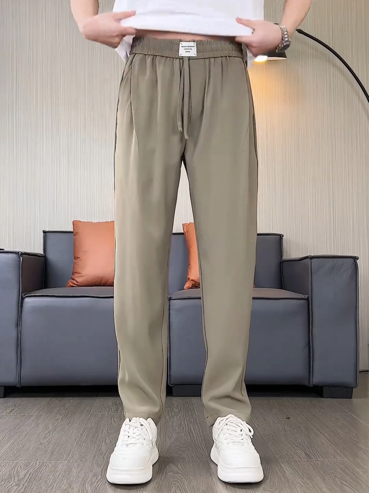 Мужские повседневные брюки прямого кроя из шелковистой ткани: новинка весна-лето, дышащие, немнущиеся, комфортные, классические цвета
Мужские повседневные брюки прямого кроя из шелковистой ткани: новинка весна-лето, дышащие, немнущиеся, комфортные, классические цвета