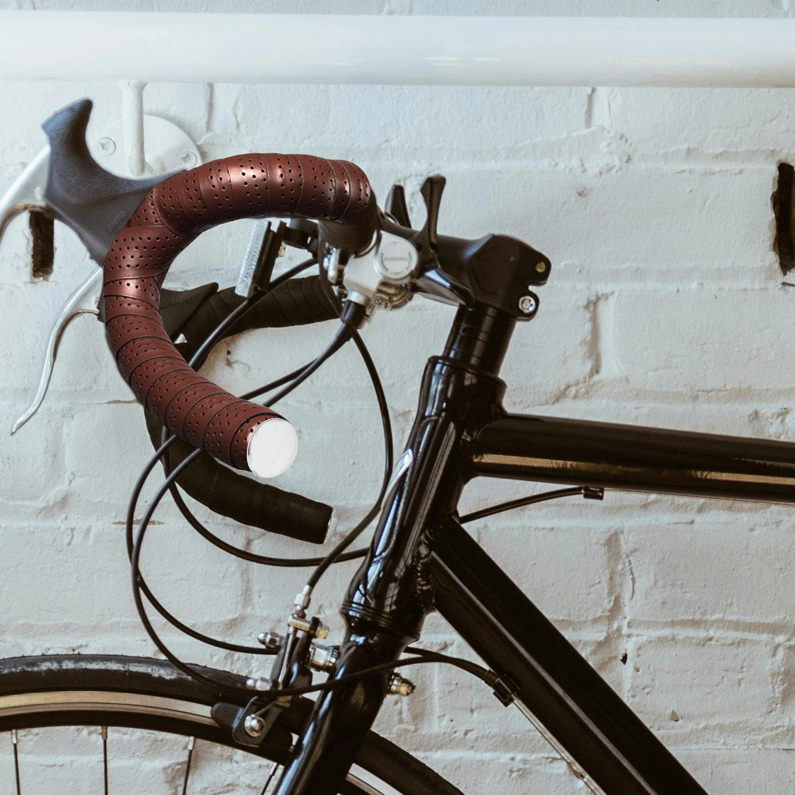 Cycling H Tape Lightweight PU Road Bike Bicycles Brown Wear resistant Grips Cover Anti skid H le Belt Bar Tape Mountain
Cycling H Tape Lightweight PU Road Bike Bicycles Brown Wear resistant Grips Cover Anti skid H le Belt Bar Tape Mountain
