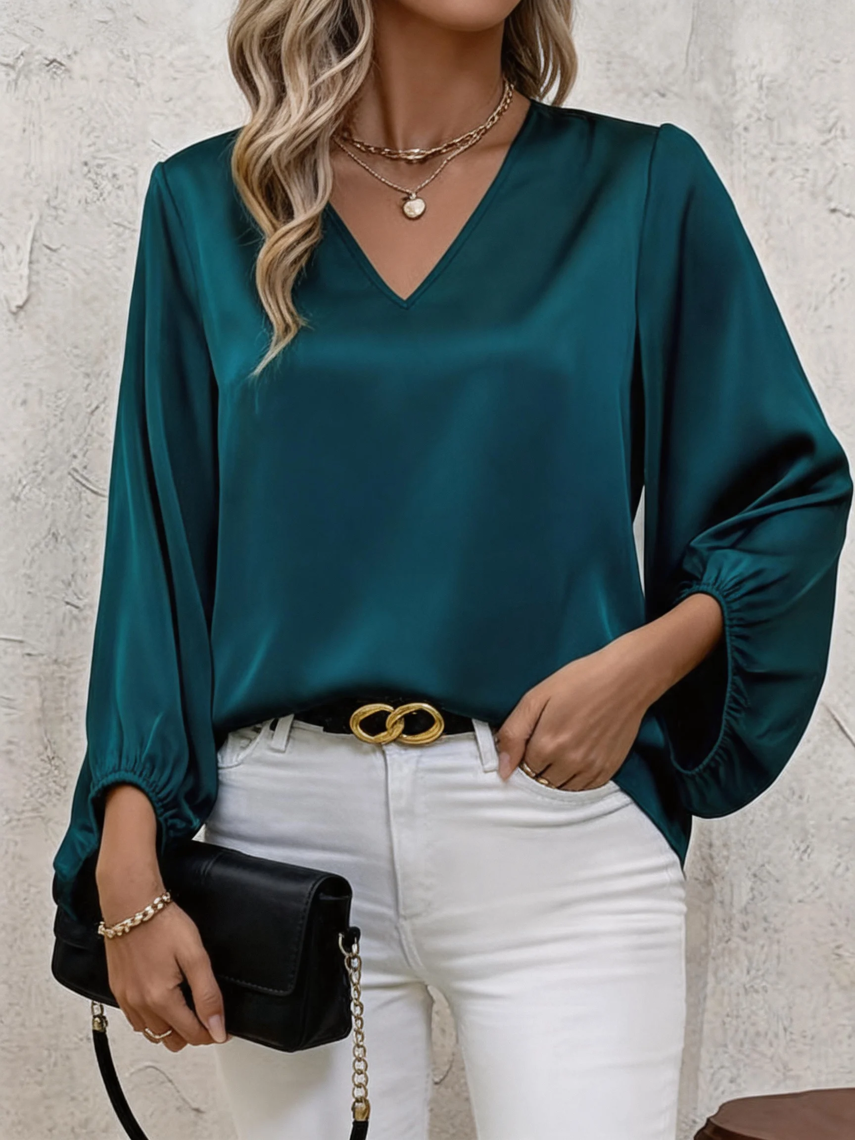 French Elegant Dark Green V-Neck Top Women Loose Lantern Sleeve Slimming Maturity Style Shirt
French Elegant Dark Green V-Neck Top Women Loose Lantern Sleeve Slimming Maturity Style Shirt