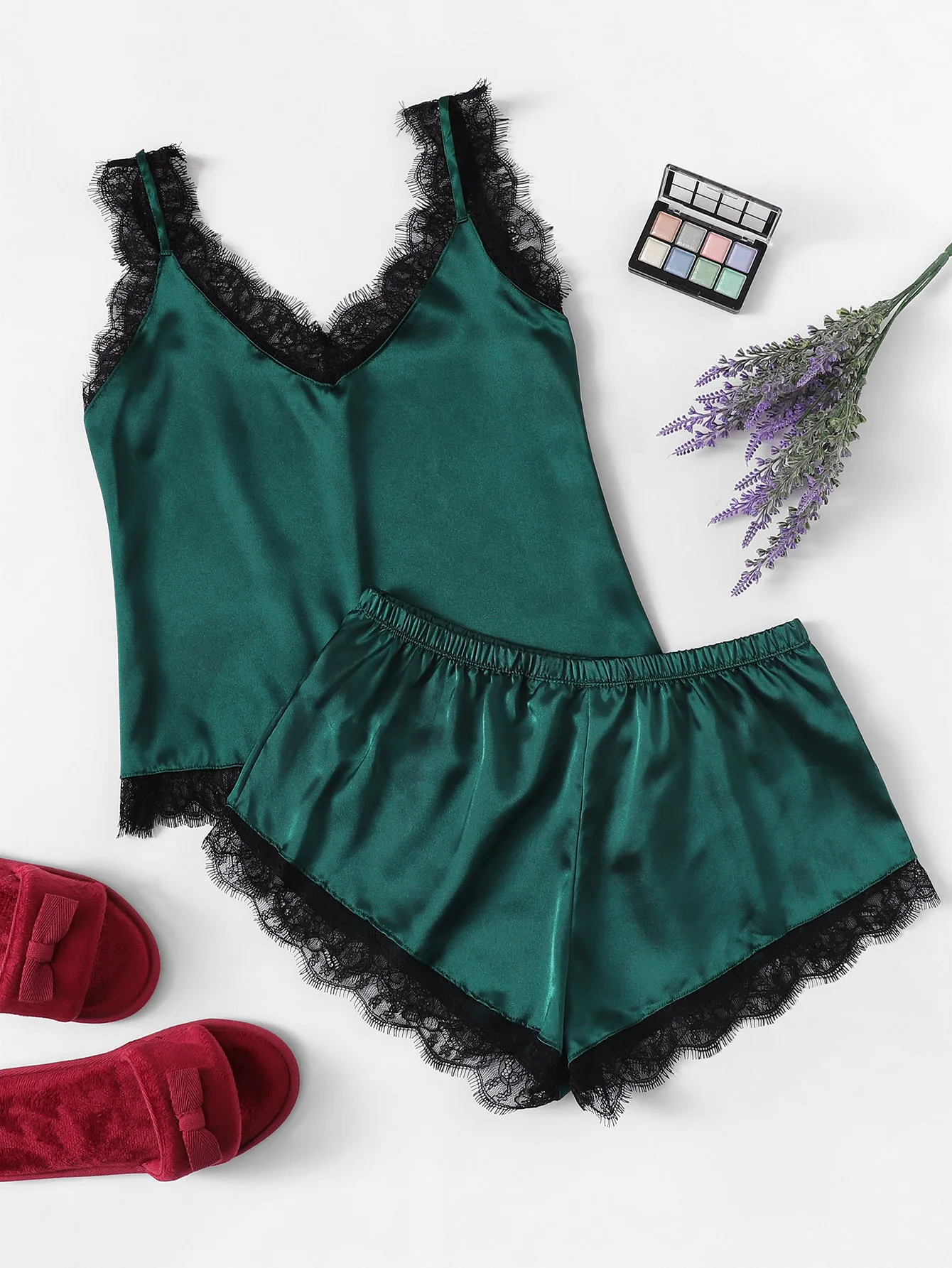 Elegant Satin Pajama Set Contrast Lace Sleepwear Sexy Lingerie Green Camisole with Shorts Soft Loungewear Summer Sleepwear
Elegant Satin Pajama Set Contrast Lace Sleepwear Sexy Lingerie Green Camisole with Shorts Soft Loungewear Summer Sleepwear
