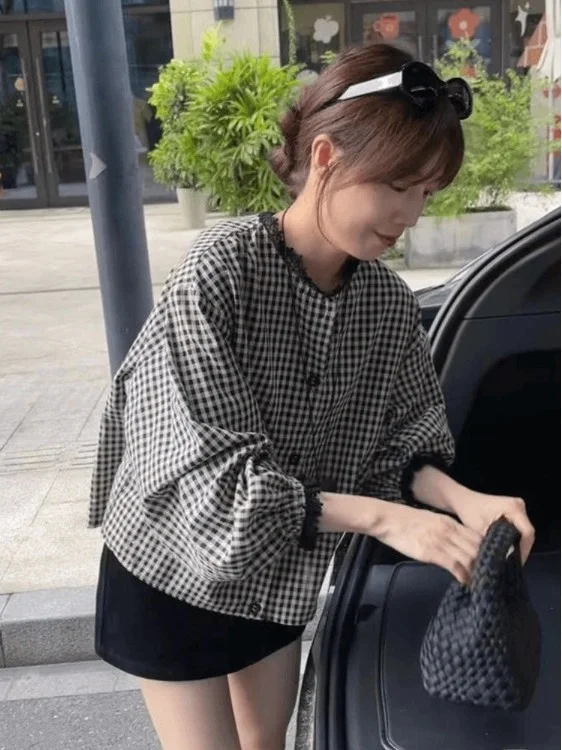 Женский топ с цветочным кружевным воротником и клетчатым узором, универсальный, для весны и осени, свободного кроя, маленький размер
Женский топ с цветочным кружевным воротником и клетчатым узором, универсальный, для весны и осени, свободного кроя, маленький размер