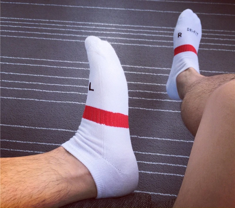 Men's Boat Solid Color Student Sports Towel Bottom Simple Cotton Youth Towel Men Socks Gay Sexy Low-cut Liners Basketball white
Men's Boat Solid Color Student Sports Towel Bottom Simple Cotton Youth Towel Men Socks Gay Sexy Low-cut Liners Basketball white