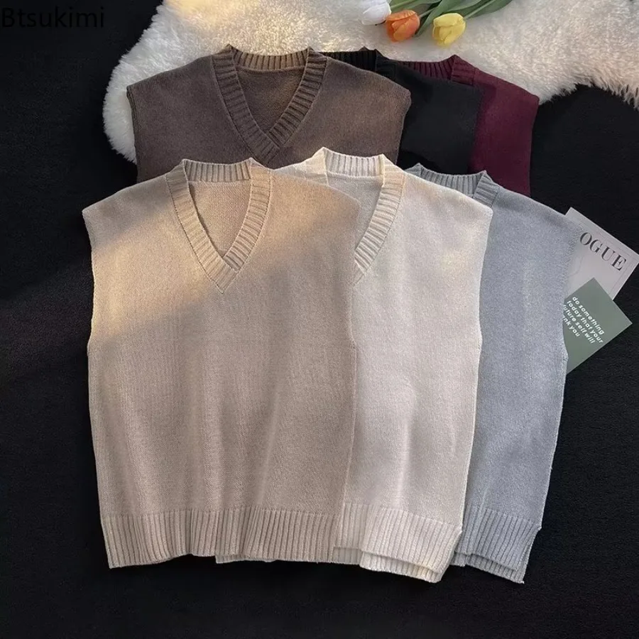 2025 Men's Autumn Winter V-neck Knitted Vest Solid Color Ins Hong Kong Style Loose and Trendy Casual Vest Top Sweater Base Shirt
2025 Men's Autumn Winter V-neck Knitted Vest Solid Color Ins Hong Kong Style Loose and Trendy Casual Vest Top Sweater Base Shirt