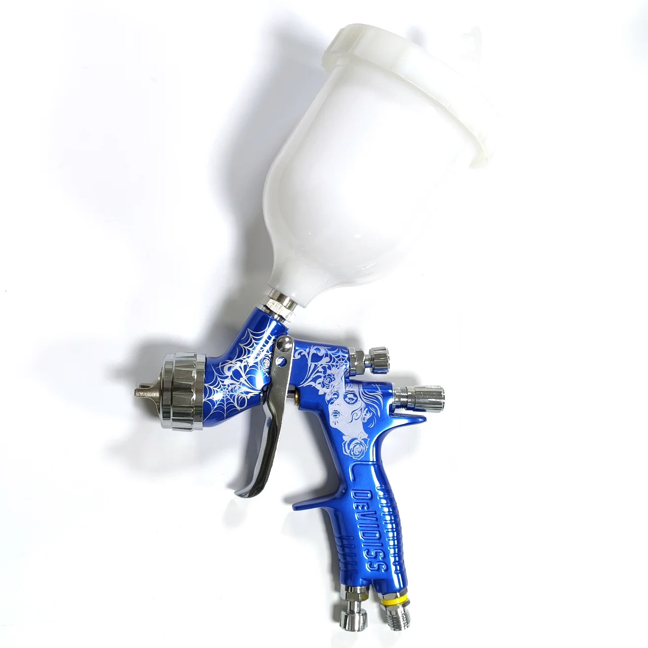 DEVIDISS pro LITE 1,3 мм TE20 алюминиевый пистолет-распылитель 600 мл насадка для распыления краски грузовика бутиковое качество
DEVIDISS pro LITE 1,3 мм TE20 алюминиевый пистолет-распылитель 600 мл насадка для распыления краски грузовика бутиковое качество