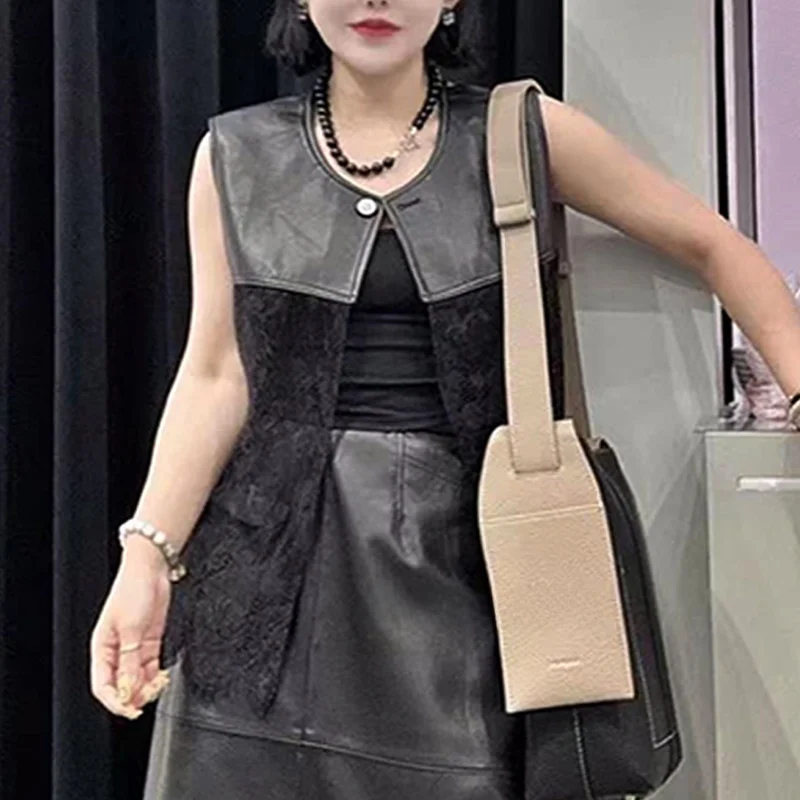 Fall New Sle Leather Lace Splicing Design ort Sve Women's Jaet Outerwear Irregular Transparent False Leather Cardigan
Fall New Sle Leather Lace Splicing Design ort Sve Women's Jaet Outerwear Irregular Transparent False Leather Cardigan