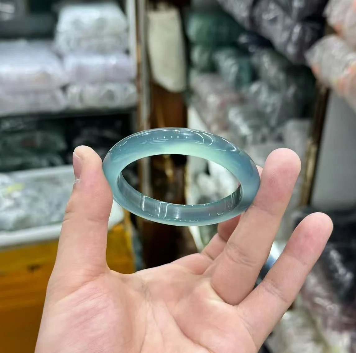 Natural Agate Chalcedony Bracelet Ice material Curry Blue Jewelry Jade bracelet Ladies Fashion Accessory Handring Fine Jewelry
Natural Agate Chalcedony Bracelet Ice material Curry Blue Jewelry Jade bracelet Ladies Fashion Accessory Handring Fine Jewelry