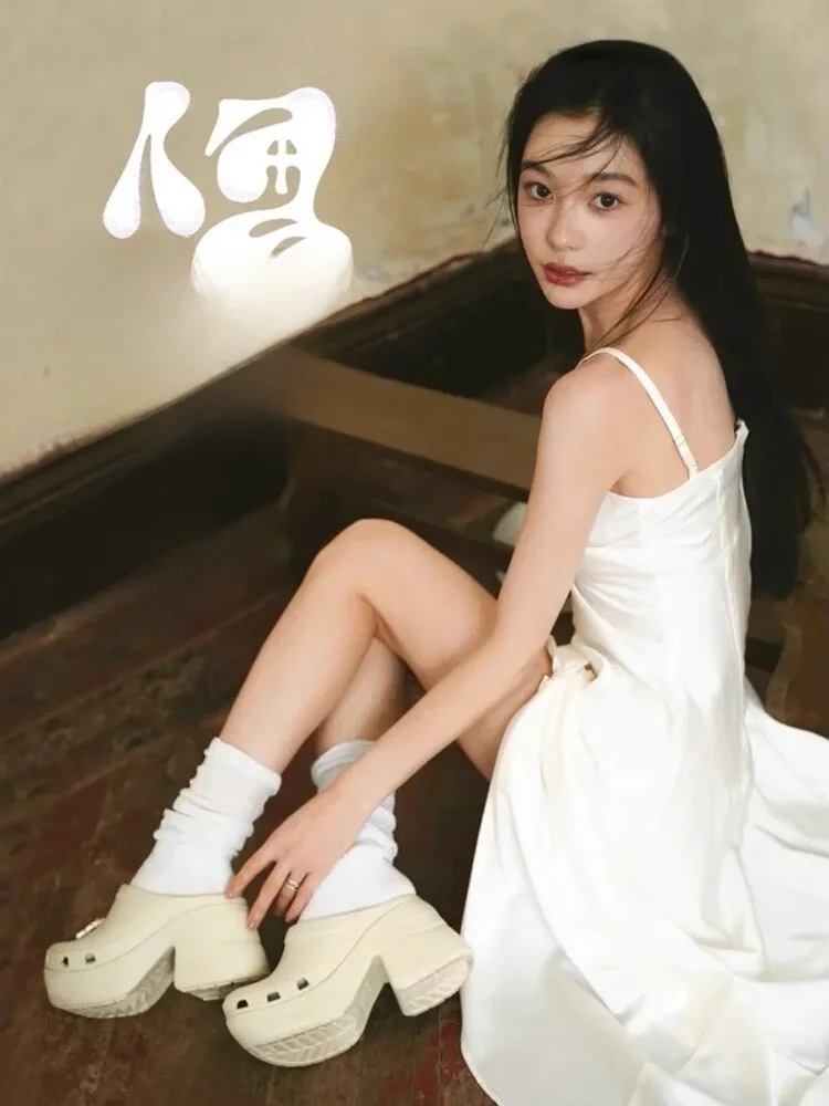 Летние женские сандалии на высоком каблуке Mengling Thi, на высоком каблуке, Clog oes, повседневная одежда из материала EVA, повседневная одежда
Летние женские сандалии на высоком каблуке Mengling Thi, на высоком каблуке, Clog oes, повседневная одежда из материала EVA, повседневная одежда