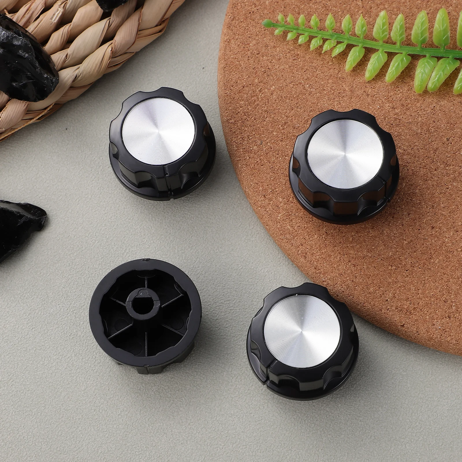 4pcs Switch Button Stove Knobs Replacement Universal Electric Gas Range Grill Abs Control Camp Cooktop Timer BBQ Oven
4pcs Switch Button Stove Knobs Replacement Universal Electric Gas Range Grill Abs Control Camp Cooktop Timer BBQ Oven