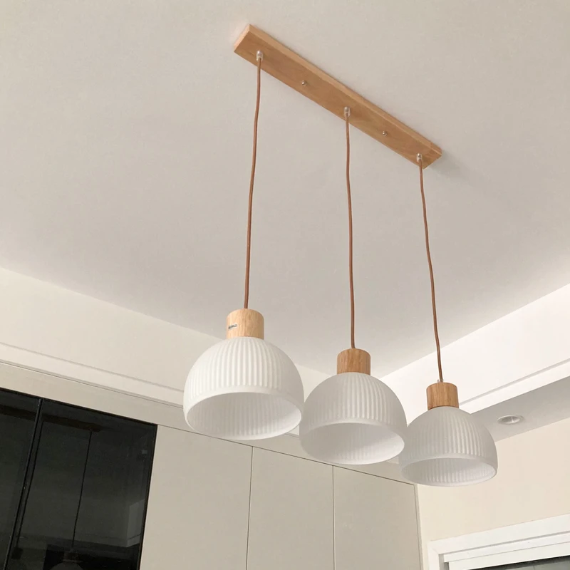 Dining Table Chandelier Glass Lampshade Wood Hanging Lamps For Ceiling Kitchen Island Bedroom Modern Suspension Chandelier
Dining Table Chandelier Glass Lampshade Wood Hanging Lamps For Ceiling Kitchen Island Bedroom Modern Suspension Chandelier