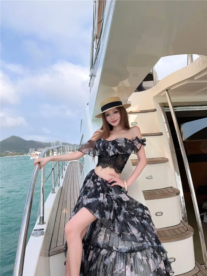 Summer Floral Print One-Shoulder Crop Top And Skirt Set Women's Slimming Style Island Vacation Hot Girl Fashion Ensemble
Summer Floral Print One-Shoulder Crop Top And Skirt Set Women's Slimming Style Island Vacation Hot Girl Fashion Ensemble