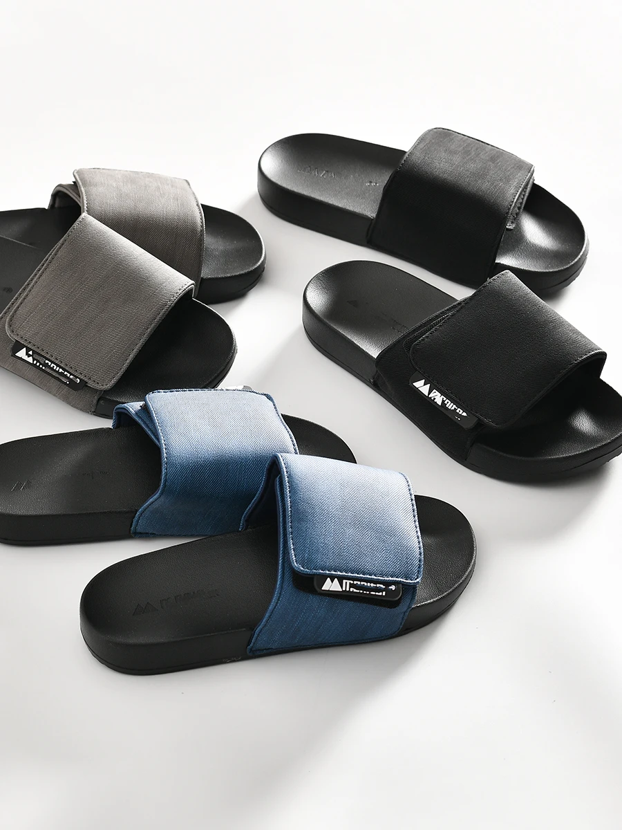 Men's Summer Fashionable All-Match Anti-Slip Soft Bottom Beach Home Slippers Casual Slip-On Sandals Breathable Flat Heel Cott...
Men's Summer Fashionable All-Match Anti-Slip Soft Bottom Beach Home Slippers Casual Slip-On Sandals Breathable Flat Heel Cott...