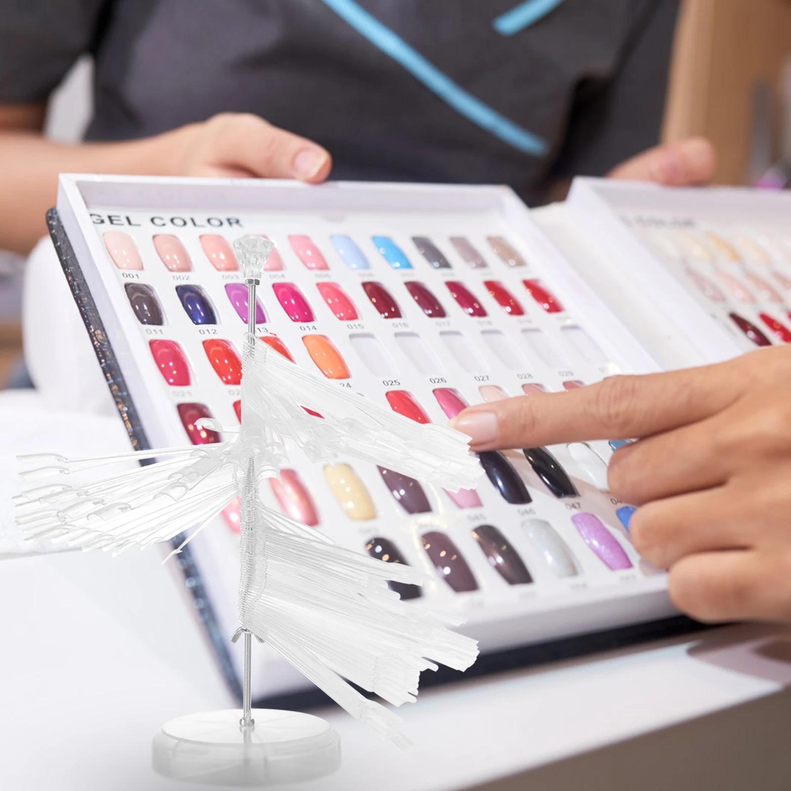 120Pcs Nail Sticks Spiral Display Stand Clear Plastic Shelf for Uv Gel Polish Color Chart Practice Training Board
120Pcs Nail Sticks Spiral Display Stand Clear Plastic Shelf for Uv Gel Polish Color Chart Practice Training Board