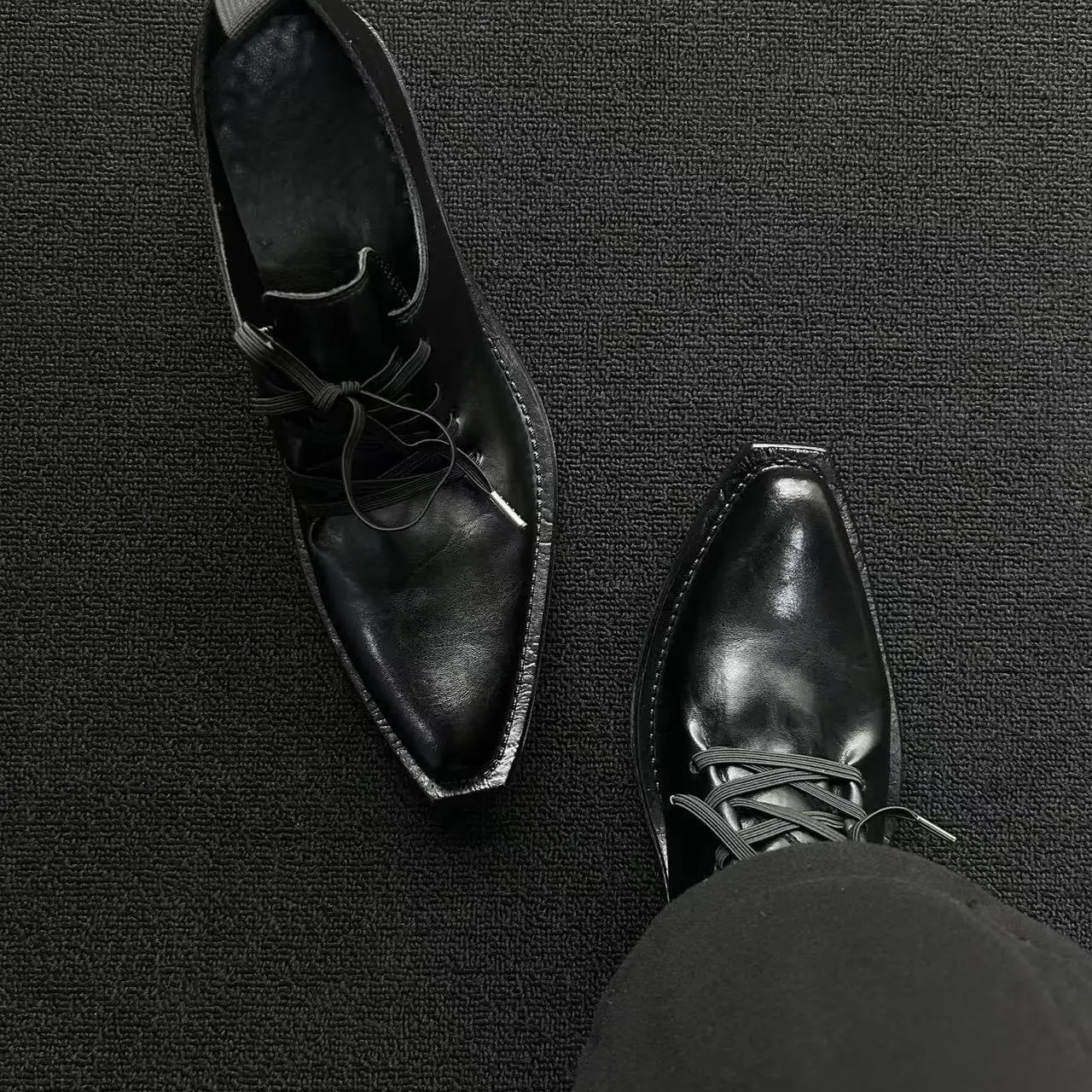 Pointed Toe Shoes Thick Bottom Casual High Heel Men Women Increased Heel Walking Show Super Fiber Leather British Style
Pointed Toe Shoes Thick Bottom Casual High Heel Men Women Increased Heel Walking Show Super Fiber Leather British Style