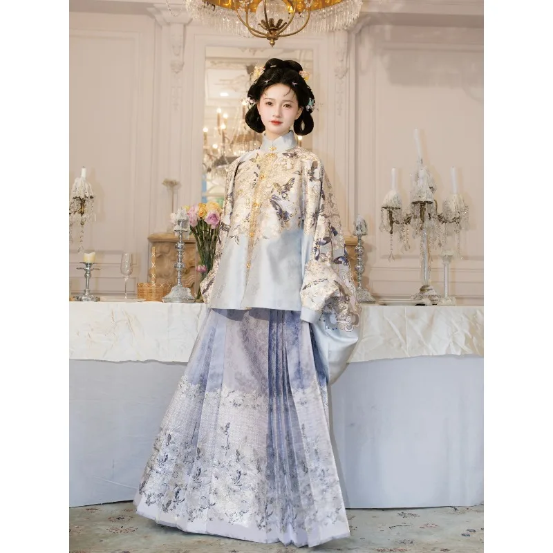Spring Autumn Ming Style Hanfu Set Stand Collar Placket Coat Gold Woven Faux Brocade Mamianqun
Spring Autumn Ming Style Hanfu Set Stand Collar Placket Coat Gold Woven Faux Brocade Mamianqun