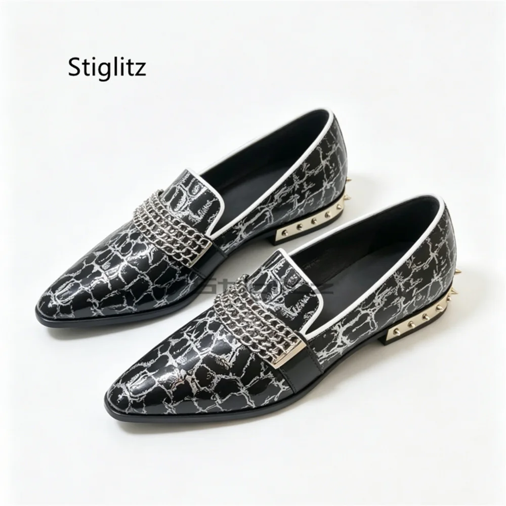 Metal Rivet Chain Casual Business Shoes for Men Low Heel Pointed Toe Slip-On Loafers Black White Mixed Colors Party Dress Shoes
Metal Rivet Chain Casual Business Shoes for Men Low Heel Pointed Toe Slip-On Loafers Black White Mixed Colors Party Dress Shoes