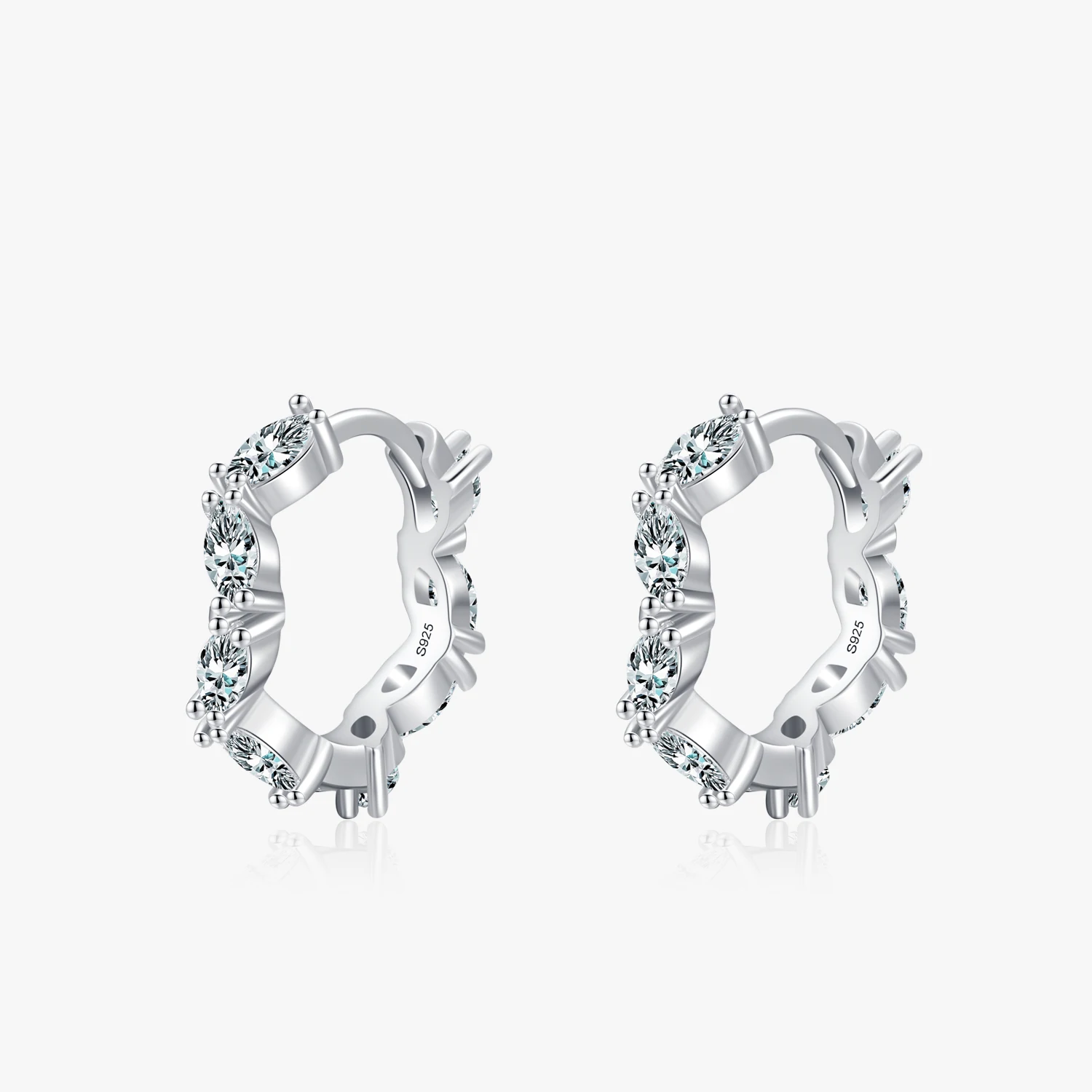 Luxury Dazzling Irregular Zirconia 925 Sterling Silver Earrings for Women Romantic Wedding Engagement Fine Female Jewelry
Luxury Dazzling Irregular Zirconia 925 Sterling Silver Earrings for Women Romantic Wedding Engagement Fine Female Jewelry