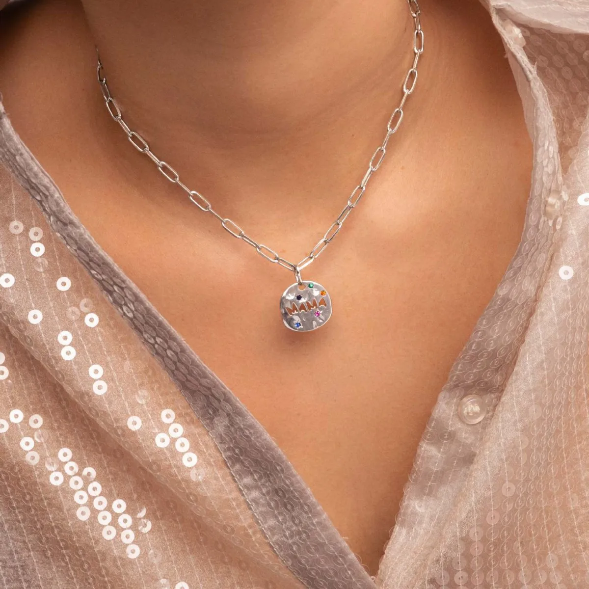 Mother's Day MAMA Necklace Gift Irregular Circular Guardian Pendant Necklace New Fashion Stainless Steel Necklace Accessory Gift
Mother's Day MAMA Necklace Gift Irregular Circular Guardian Pendant Necklace New Fashion Stainless Steel Necklace Accessory Gift