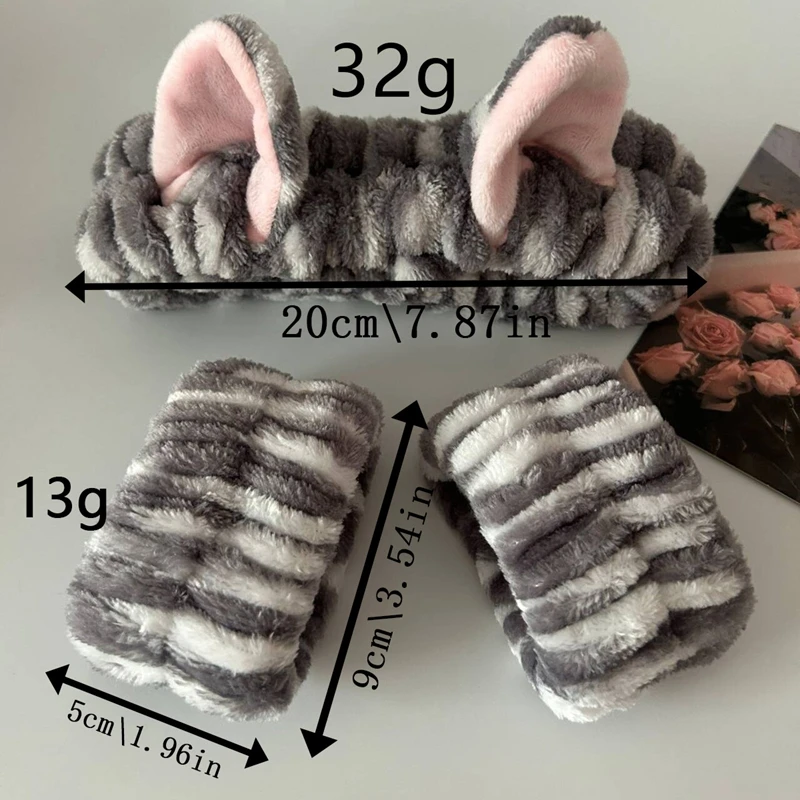 1 Set Cute Cat Ear Leopard Print Plush Headband For Women Girls Spa Washing Face and Makeup Headband Elastic Wrist Strap
1 Set Cute Cat Ear Leopard Print Plush Headband For Women Girls Spa Washing Face and Makeup Headband Elastic Wrist Strap