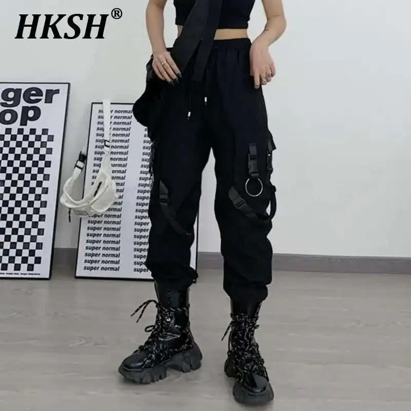 HKSH мужские темные брюки-карго Tide, весенне-осенние новые тактические женские прямые леггинсы с высокой талией, техническая одежда, шикарные комбинезоны HK0166
HKSH мужские темные брюки-карго Tide, весенне-осенние новые тактические женские прямые леггинсы с высокой талией, техническая одежда, шикарные комбинезоны HK0166