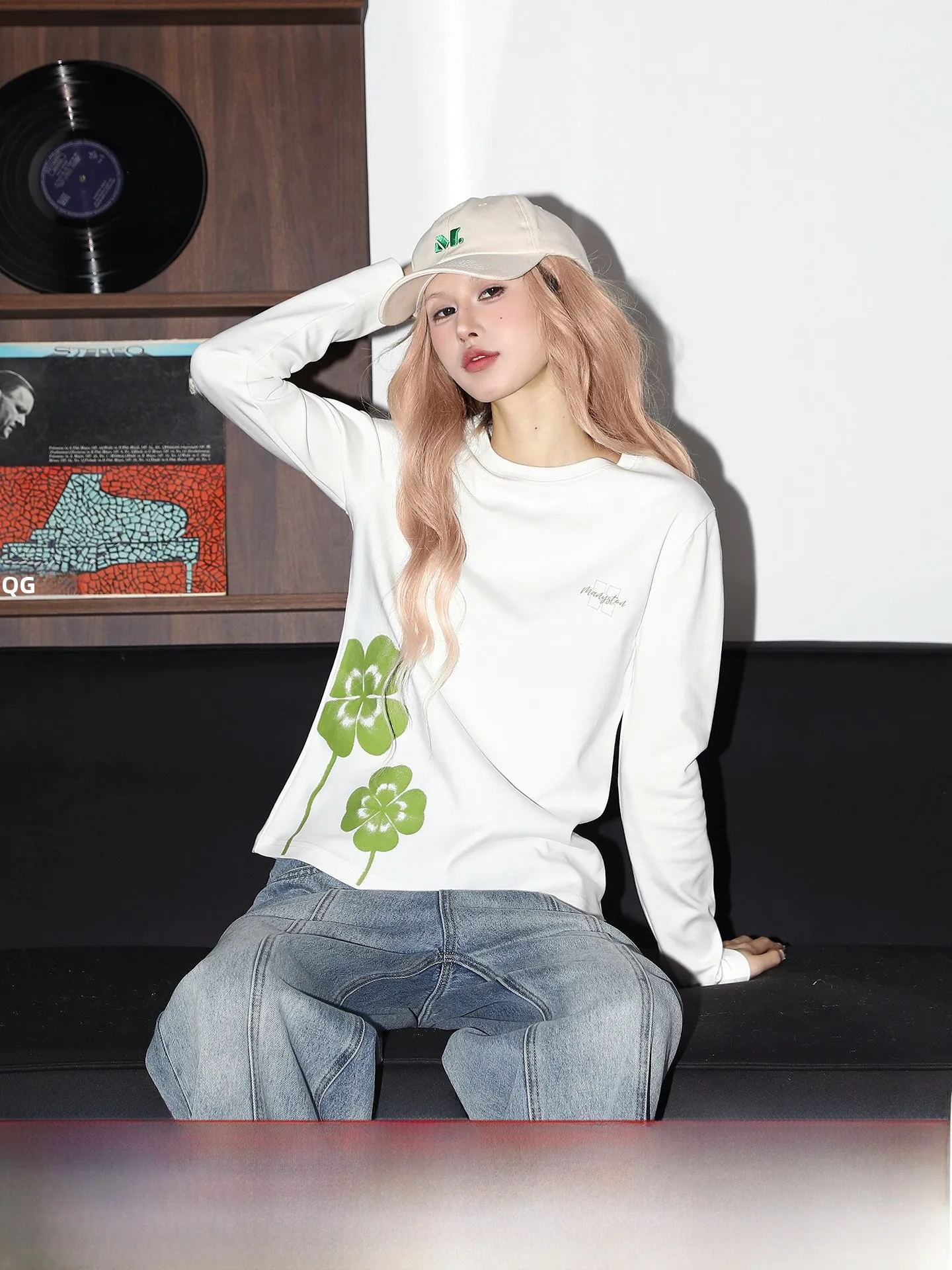 Свободная американская толстовка с круглым вырезом Ne, женская повседневная длинная толстовка с капюшоном све, весенне-осенняя уличная одежда, удобная смесь хлопка
Свободная американская толстовка с круглым вырезом Ne, женская повседневная длинная толстовка с капюшоном све, весенне-осенняя уличная одежда, удобная смесь хлопка