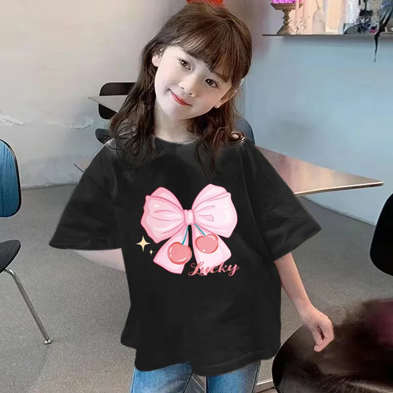 A Short Sleeved T-shirt with Bow Print for Girls in Summer, A Fashionable Half-sleeved Top for Girls Kids Clothes
A Short Sleeved T-shirt with Bow Print for Girls in Summer, A Fashionable Half-sleeved Top for Girls Kids Clothes