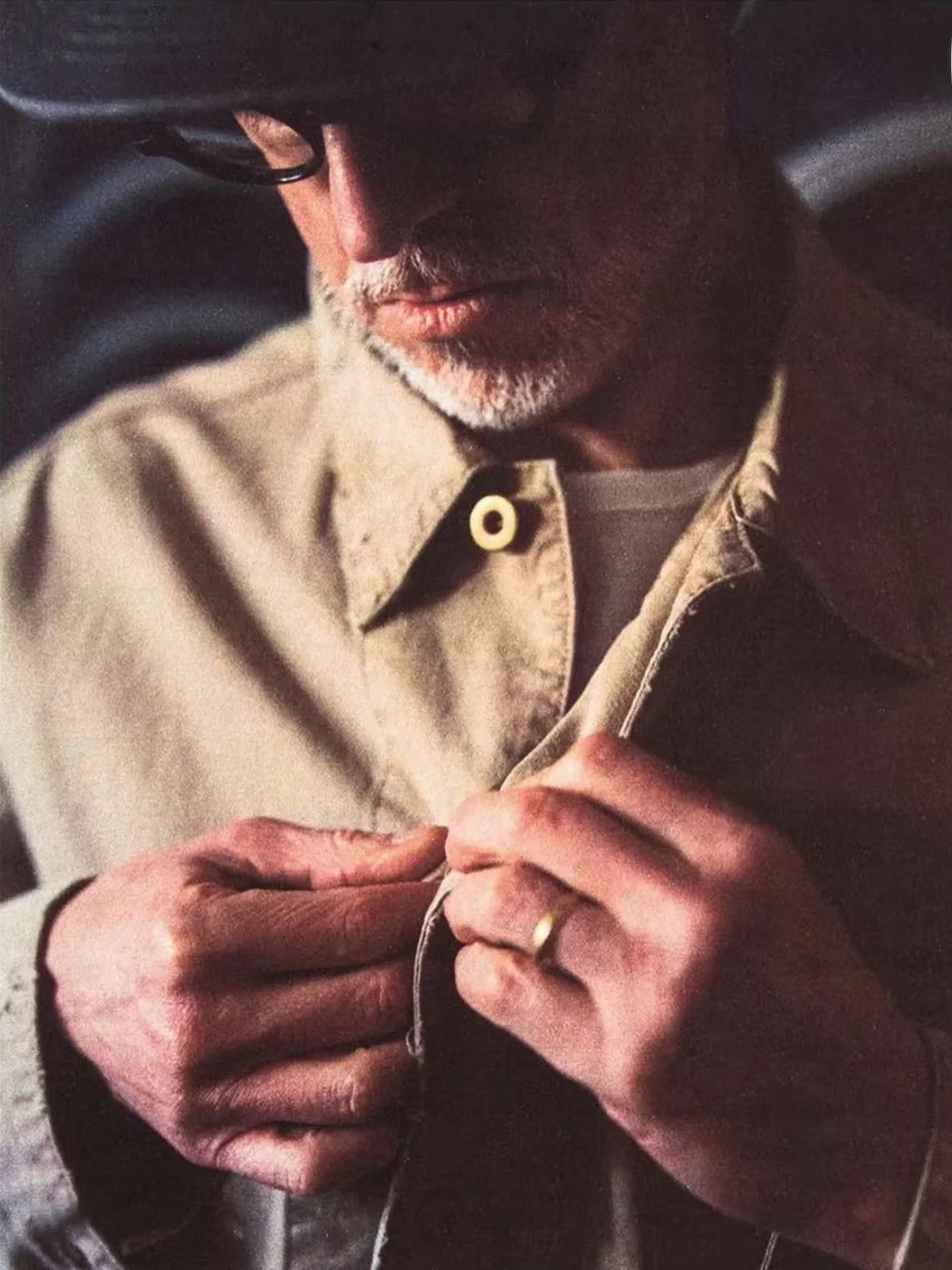 Мужская рабочая куртка в стиле ретро, свободного кроя, с длинными рукавами, из хлопка, с отложным воротником, с декоративными элементами, стандартной длины, на пуговицах.
Мужская рабочая куртка в стиле ретро, свободного кроя, с длинными рукавами, из хлопка, с отложным воротником, с декоративными элементами, стандартной длины, на пуговицах.