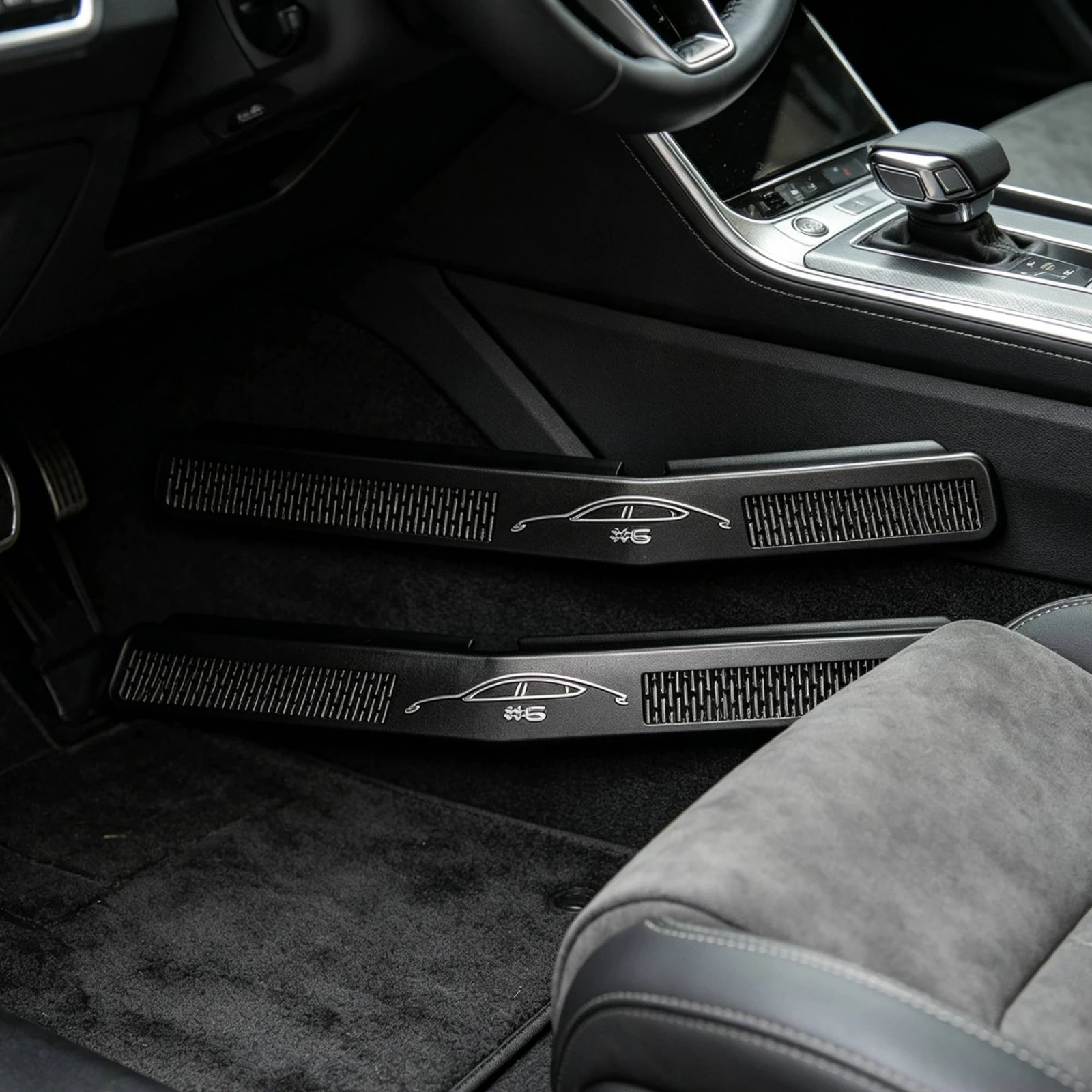 Under-Seat Speaker Cover Decorative Car Speaker Cover with Grille Lautsprecherabdeckung Schützend Autolautsprecher Stilvoll
Under-Seat Speaker Cover Decorative Car Speaker Cover with Grille Lautsprecherabdeckung Schützend Autolautsprecher Stilvoll