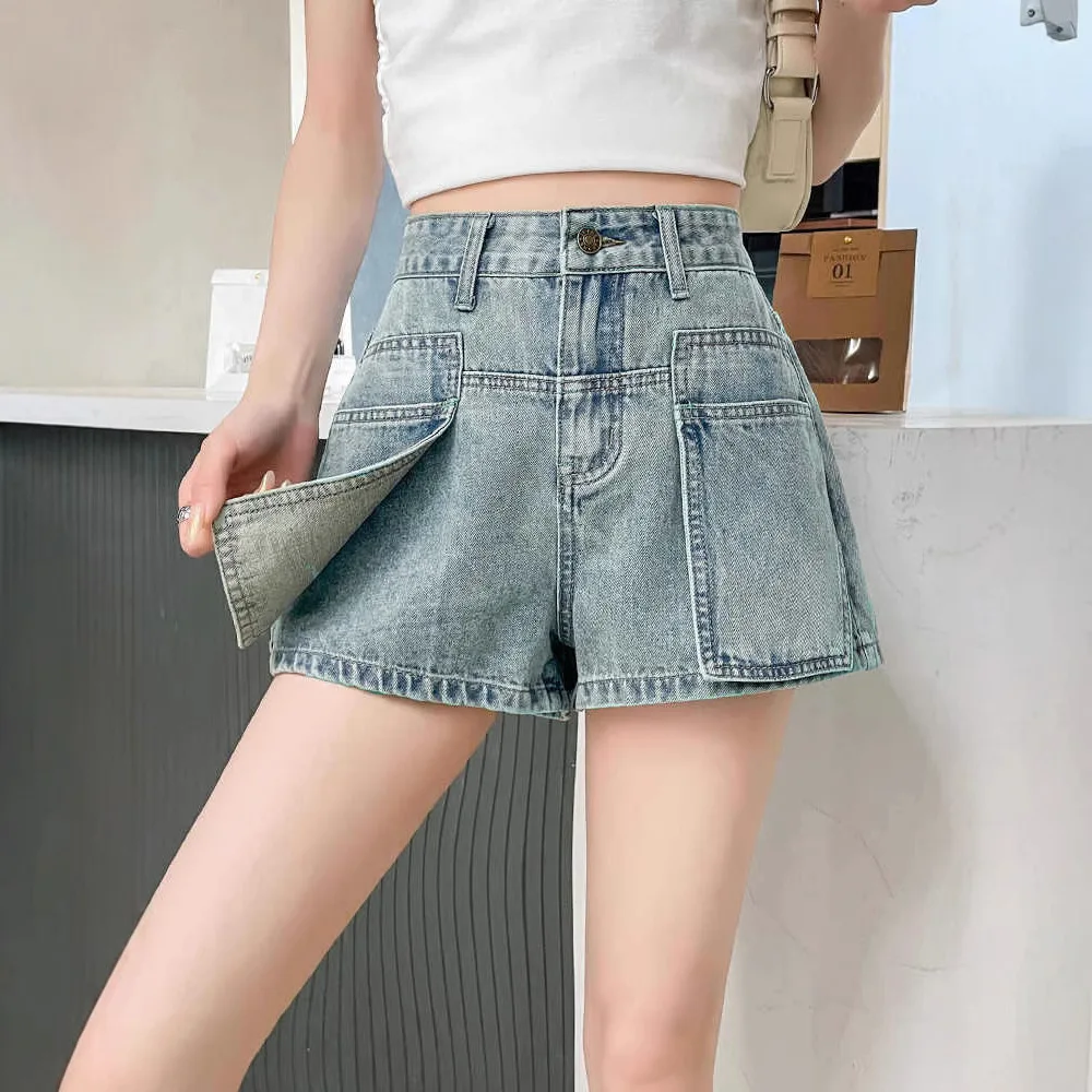 Spring and Summer Thin New Denim Shorts Women's Thin Loose Design Sense Large Pockets High Waist Shorts
Spring and Summer Thin New Denim Shorts Women's Thin Loose Design Sense Large Pockets High Waist Shorts