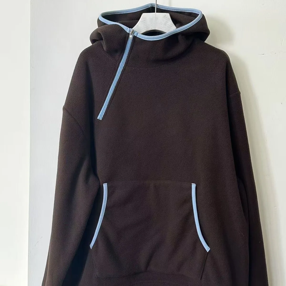 New Winter Pure Color Fleece Hoodie Sweatshirt Loose College Style Long Sleeve Zipper Closure Pattern Commute Style
New Winter Pure Color Fleece Hoodie Sweatshirt Loose College Style Long Sleeve Zipper Closure Pattern Commute Style