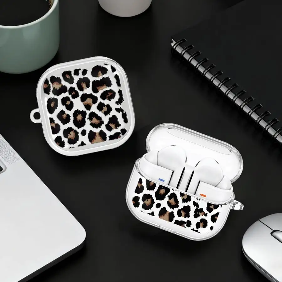 Leopard Print Love Case For Samsung Galaxy Buds 4Pro 3Pro 4 Pro 2 3 FE Live 2Pro Clear Earphone Cases Cover With Hook
Leopard Print Love Case For Samsung Galaxy Buds 4Pro 3Pro 4 Pro 2 3 FE Live 2Pro Clear Earphone Cases Cover With Hook
