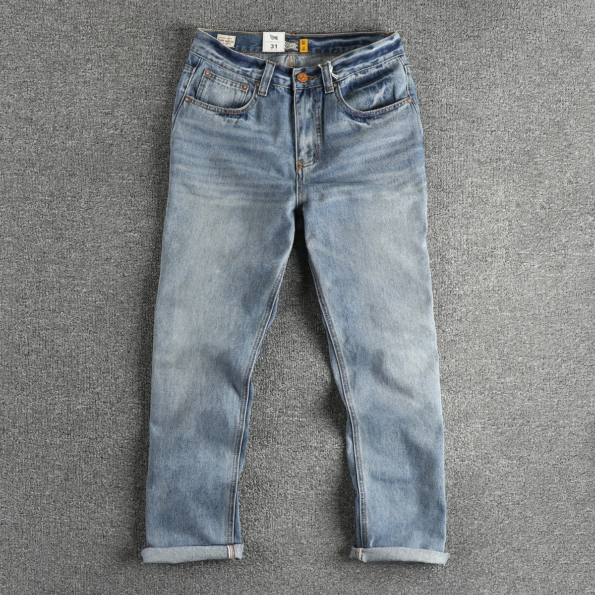 Old wash vintage blue jeans men's loose straight leg fashion trend youth long pants
Old wash vintage blue jeans men's loose straight leg fashion trend youth long pants