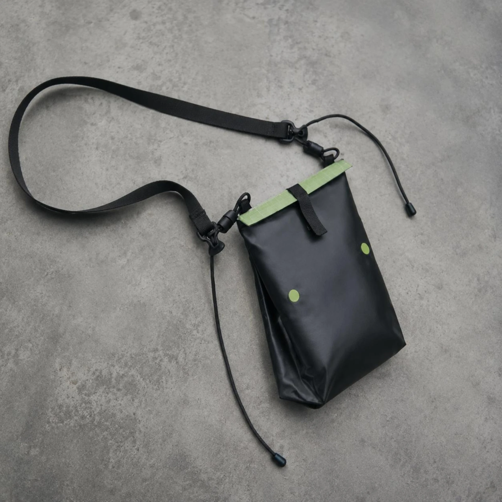 0.8L Shoulder Pouch Small Capacity Ultralight Chest Bag Rainproof Crossbody Bag Compact Bags Lightweight for Everyday Carry
0.8L Shoulder Pouch Small Capacity Ultralight Chest Bag Rainproof Crossbody Bag Compact Bags Lightweight for Everyday Carry