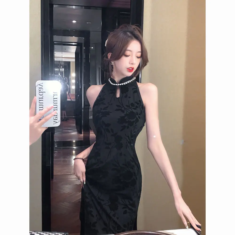 Плюшевое элитное платье Cheongsam в стиле Хепберн, элегантное летнее длинное маленькое черное платье без рукавов, утягивающее платье, вечерние платья
Плюшевое элитное платье Cheongsam в стиле Хепберн, элегантное летнее длинное маленькое черное платье без рукавов, утягивающее платье, вечерние платья