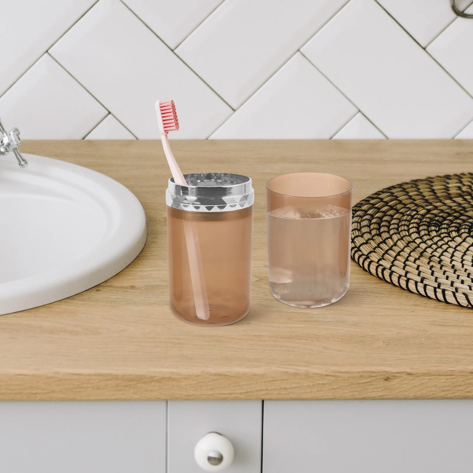 Portable Mouthwash Cup Travel Toiletry Mug Case Toothbrush for Kids Jewelry Organizer Multifunctional Makeup Holder
Portable Mouthwash Cup Travel Toiletry Mug Case Toothbrush for Kids Jewelry Organizer Multifunctional Makeup Holder
