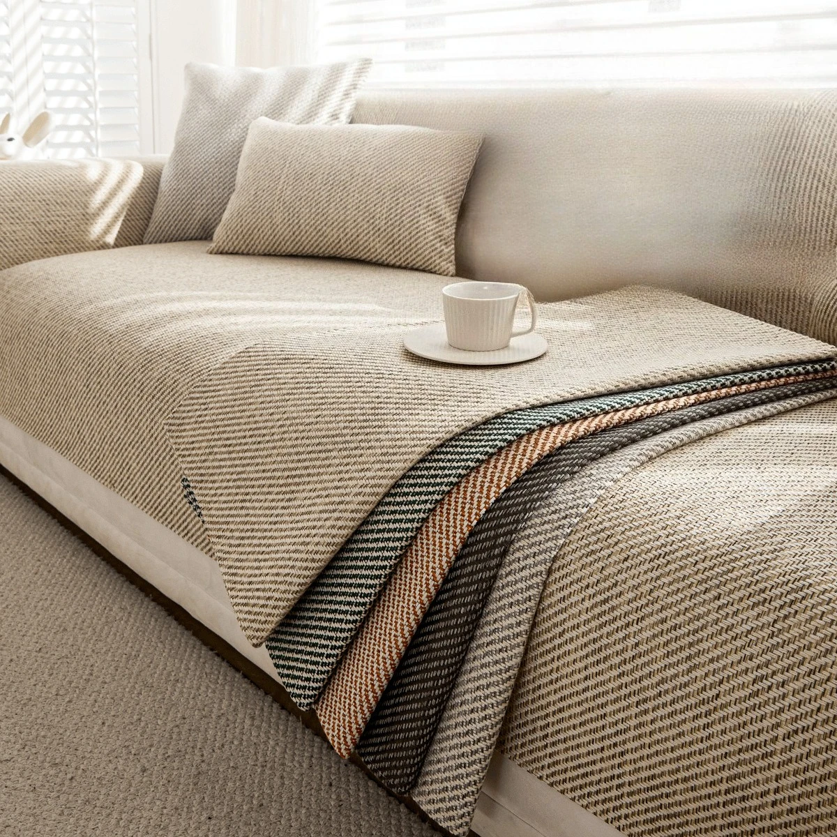 1pc Solid Color Sofa Cover Modern Style Non-slip Couch Cushion Four Seasons Universal Sofa Mat Simple Sofa Slipcover Living Room
1pc Solid Color Sofa Cover Modern Style Non-slip Couch Cushion Four Seasons Universal Sofa Mat Simple Sofa Slipcover Living Room