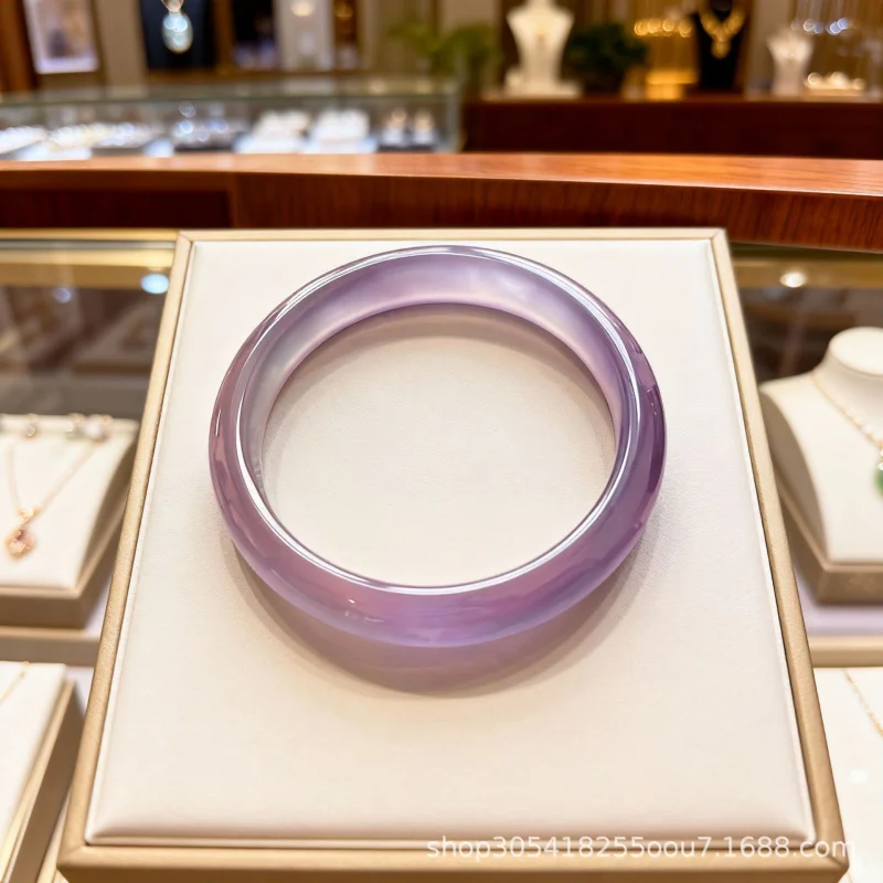 Agate Dyed Women's Violet Bracelet Imperial Purple High Ice Transparent Chalcedony Gift Jade
Agate Dyed Women's Violet Bracelet Imperial Purple High Ice Transparent Chalcedony Gift Jade