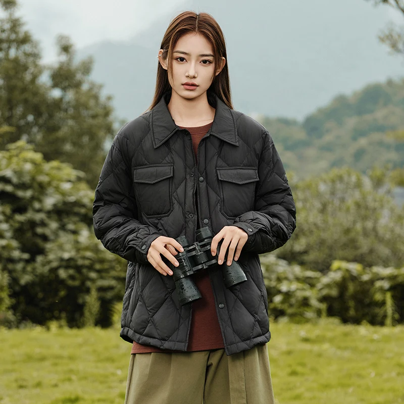 Свободная мужская пуховая куртка 2025 года: новая модная модель для пар, с воротником, зимняя верхняя одежда из полиэфирного волокна, белый пух
Свободная мужская пуховая куртка 2025 года: новая модная модель для пар, с воротником, зимняя верхняя одежда из полиэфирного волокна, белый пух