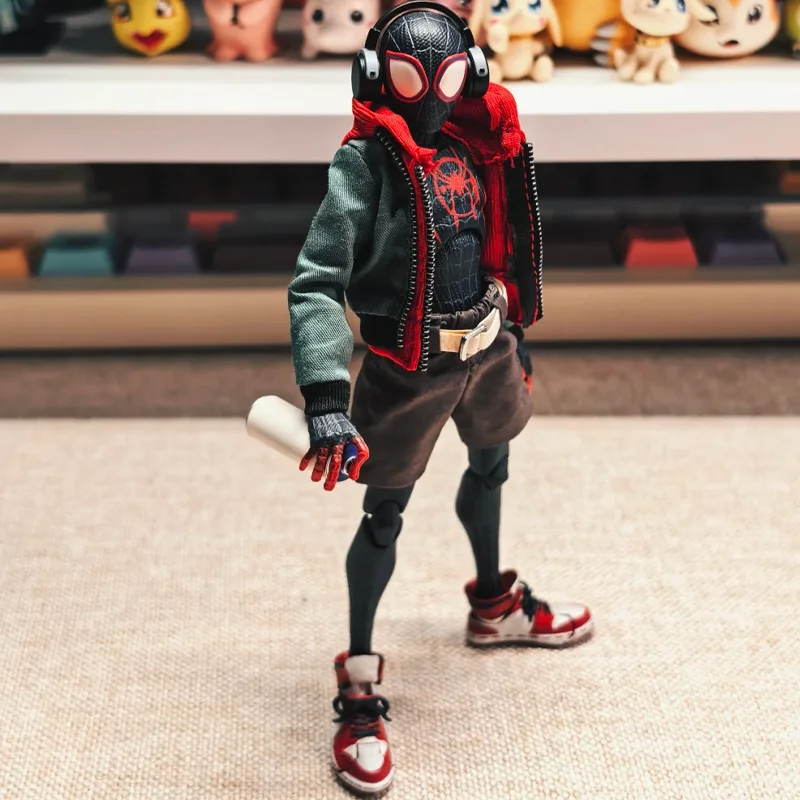 Spider Man Into the Spider-Verse MAF107 Miles Morales Real Cloth Suit Posable Collectible Action Figure Desktop PC Case Decor
Spider Man Into the Spider-Verse MAF107 Miles Morales Real Cloth Suit Posable Collectible Action Figure Desktop PC Case Decor
