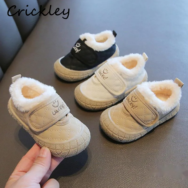 Winter PU Baby Girls Boys Casual Shoes Solid Embroidery Warm Plush Toddler Children Sport Shoes Hook Loop Soft Kids Sneakers
Winter PU Baby Girls Boys Casual Shoes Solid Embroidery Warm Plush Toddler Children Sport Shoes Hook Loop Soft Kids Sneakers