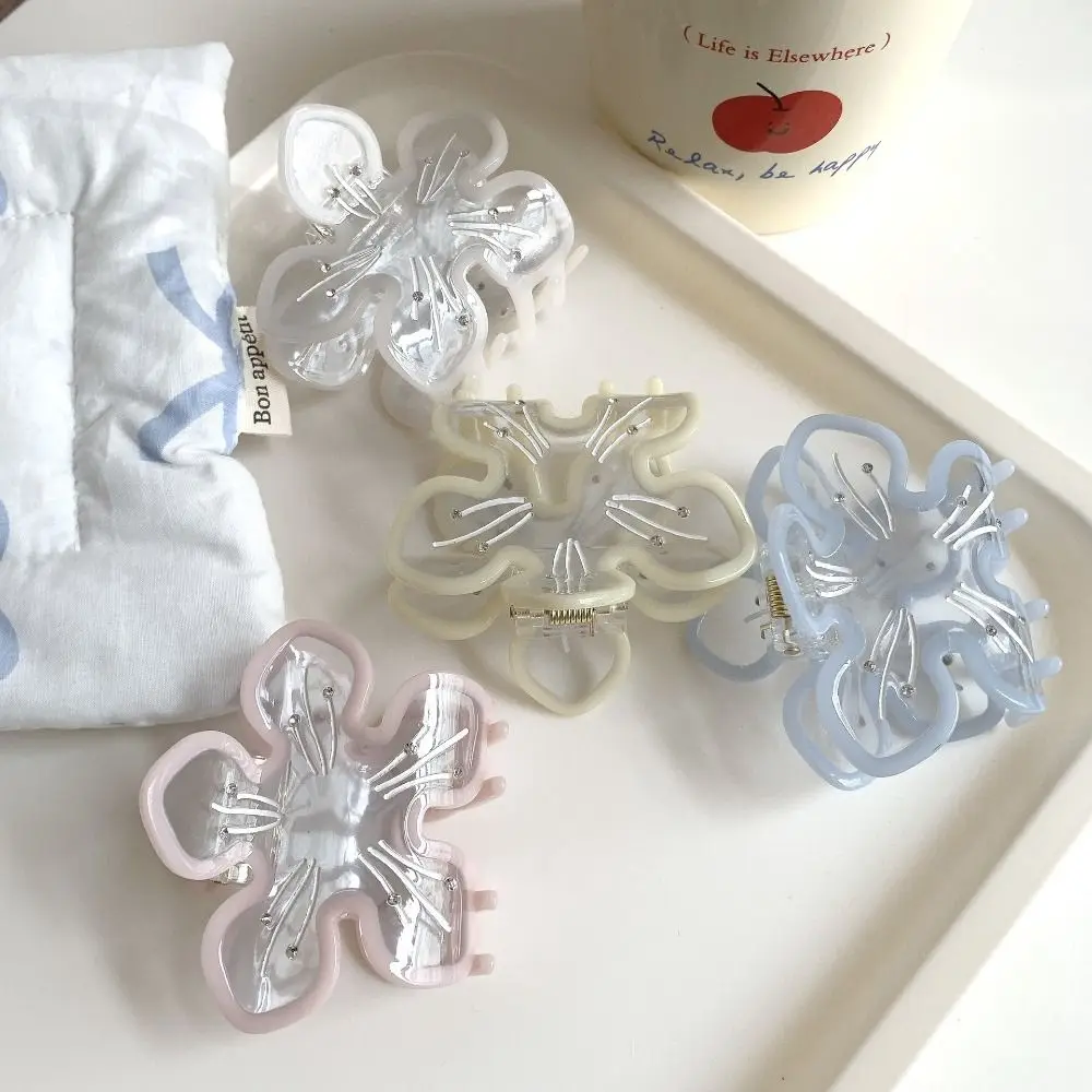 Acetic Acid Flower Shark Clip Transparent Rhinestone Hair Clip Korean Style Cartoon Bear Shark Clips
Acetic Acid Flower Shark Clip Transparent Rhinestone Hair Clip Korean Style Cartoon Bear Shark Clips