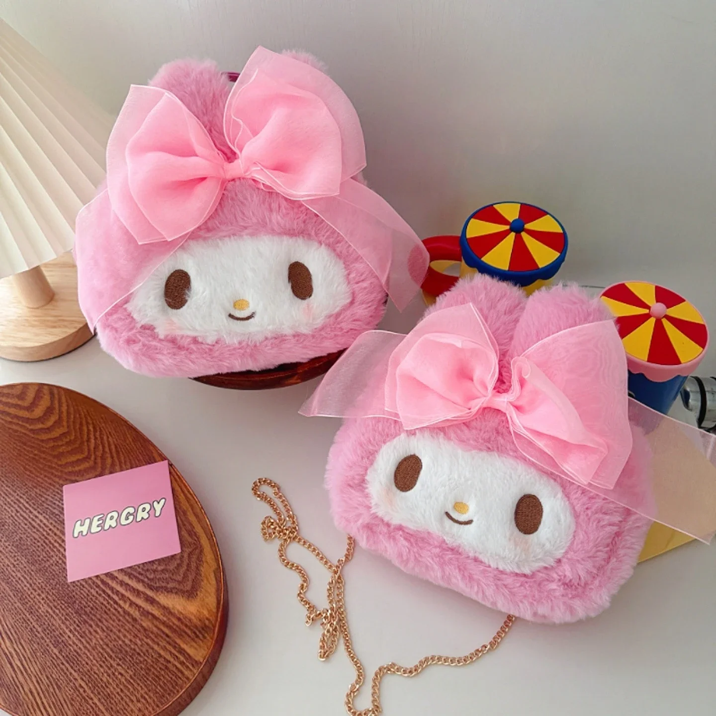 Sanrio Cute My Melody Makeup Bag Girly Plush Bag Girl Women Shoulder Bag Chain Bag Handbag Pink Cosmetic Bag Tote Bag Gifts Girl
Sanrio Cute My Melody Makeup Bag Girly Plush Bag Girl Women Shoulder Bag Chain Bag Handbag Pink Cosmetic Bag Tote Bag Gifts Girl