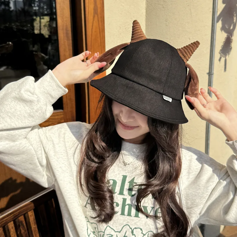 New Cute Monster Design Bucket Cap Spring Summer Sunshade Fisherman Hat For Couples' Dating Funny Sun Hat Teens Stylish Outfit
New Cute Monster Design Bucket Cap Spring Summer Sunshade Fisherman Hat For Couples' Dating Funny Sun Hat Teens Stylish Outfit