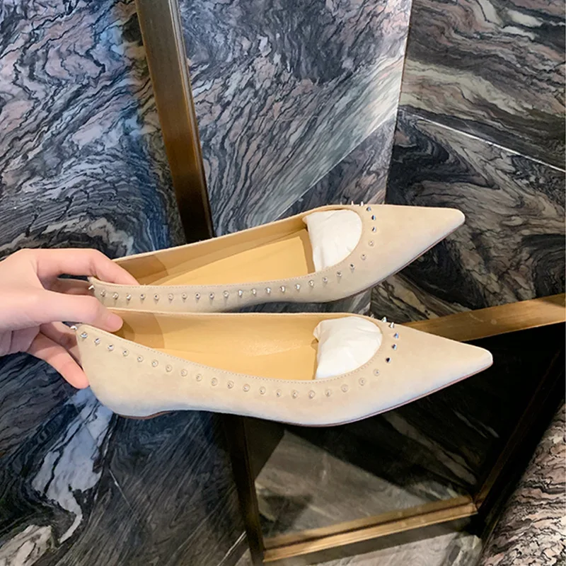 Women's Spring Summer New Shallow Mouth Pointed Leather Solid Color Versatile Small Rivet Buckle Flat Bottom Single Shoes
Women's Spring Summer New Shallow Mouth Pointed Leather Solid Color Versatile Small Rivet Buckle Flat Bottom Single Shoes