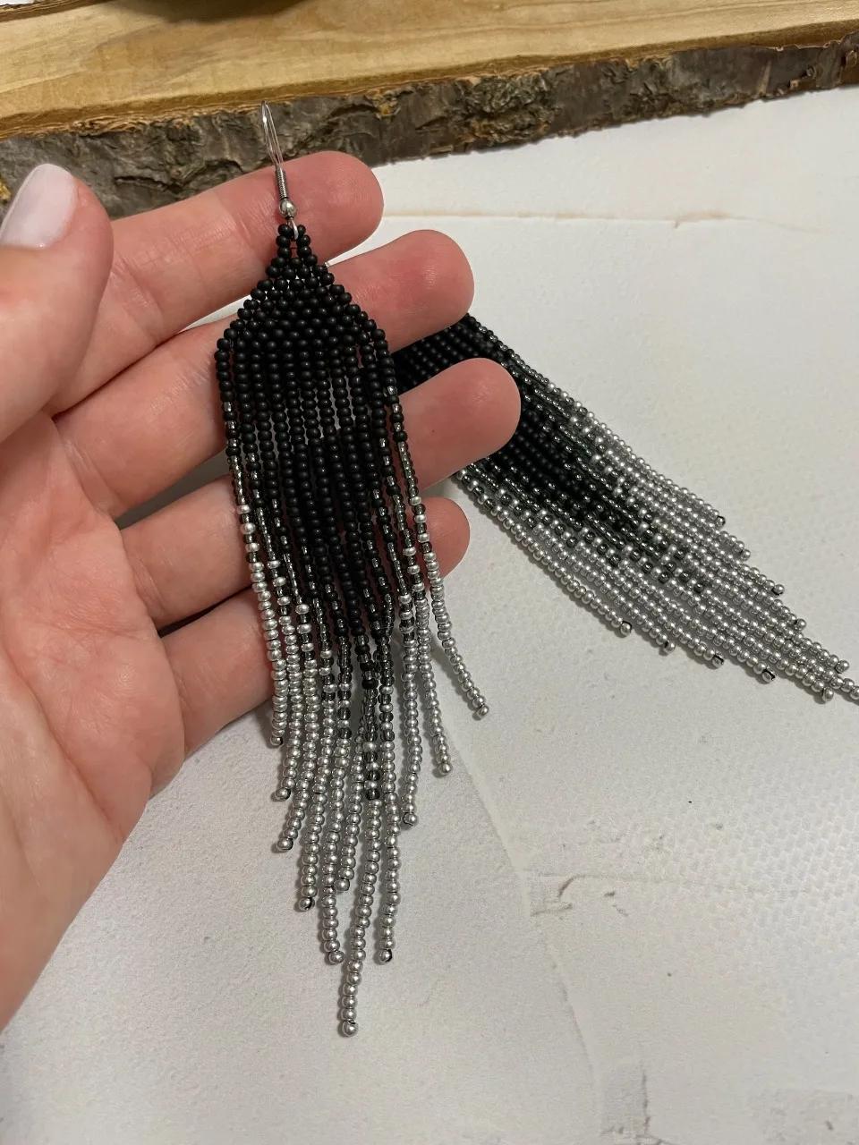 Hand-Woven Beaded Earrings Geometry Bohemia Alloy Tassel Retro Trend Simple Female Rice Bead Jewelry Accessory
Hand-Woven Beaded Earrings Geometry Bohemia Alloy Tassel Retro Trend Simple Female Rice Bead Jewelry Accessory
