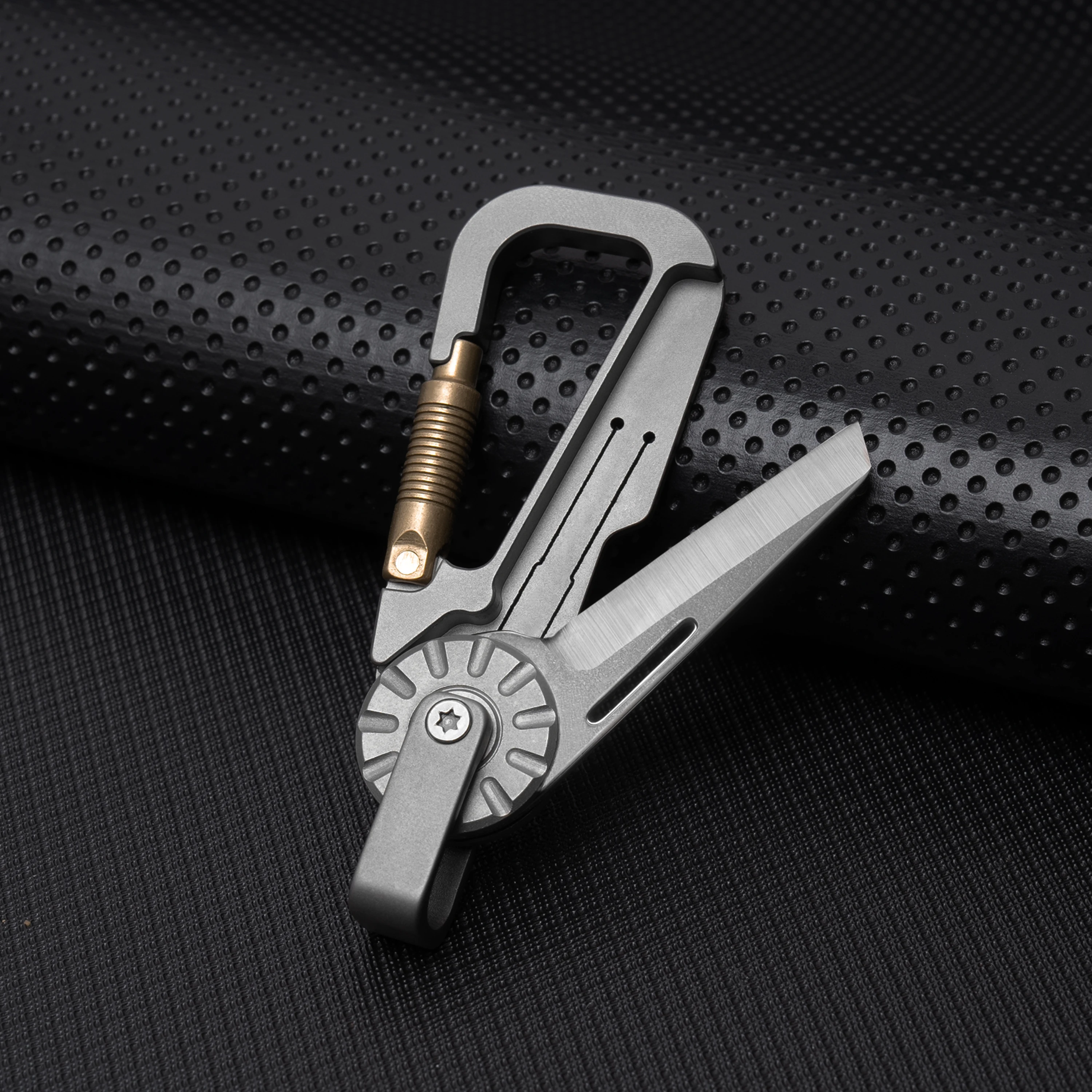 TIGLE Titanium Alloy Keychain Portable Multifunctional Outdoor EDC Mini Tool Unpacking Open Envelope Cut The Rope
TIGLE Titanium Alloy Keychain Portable Multifunctional Outdoor EDC Mini Tool Unpacking Open Envelope Cut The Rope