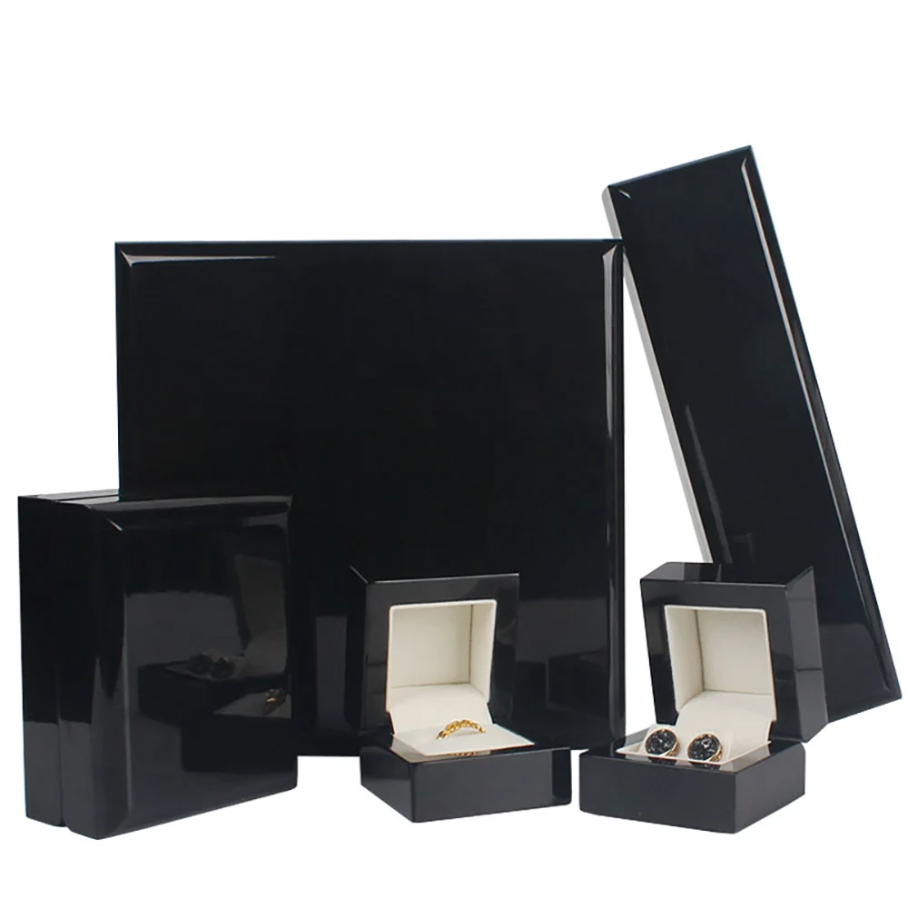 High Gloss Wooden Lacquer Finish Jewelry Ring Earing Box Jewellery Necklace Pendant Bracelet Packaging Storage Case
High Gloss Wooden Lacquer Finish Jewelry Ring Earing Box Jewellery Necklace Pendant Bracelet Packaging Storage Case